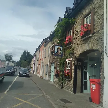 Up Stairs Double Innishannon Mariners Rest Apartment Cork