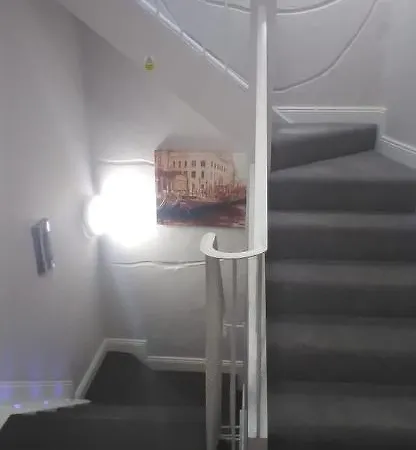 Lägenhet Up Stairs Double Innishannon Mariners Rest *