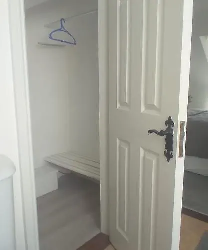 Up Stairs Double Innishannon Mariners Rest * Cork