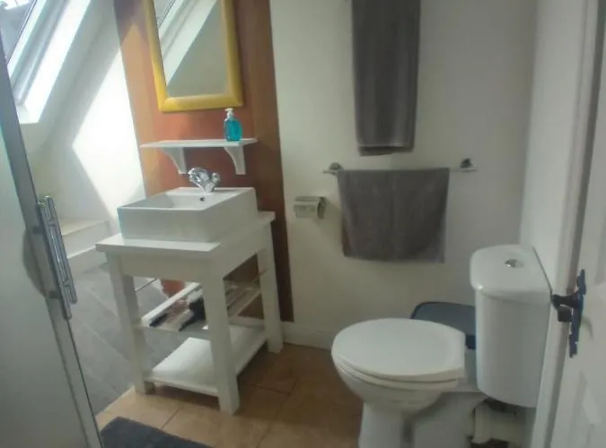 Up Stairs Double Innishannon Mariners Rest Apartament *